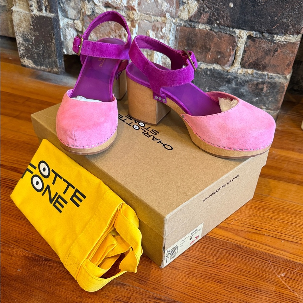 New in box! Charlotte Stone Maud Sandals in Flamingo Azalea size 8